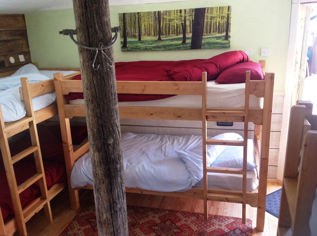 A Pousada Eden'S Yard Backpackers St Austell Exterior foto